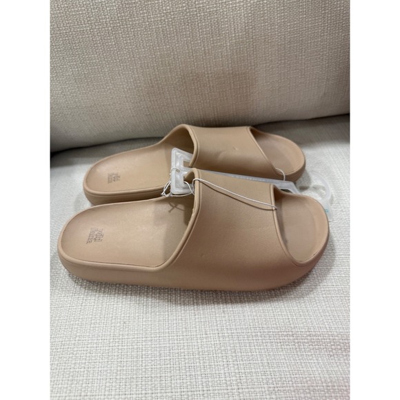 wild fable Shoes - Wild Fable Robbie Womens Tan Slide Sandals Size 8 Open Toe Slip On NWT